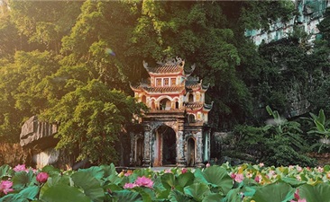 Ninh Binh A Day to King Kong's Home