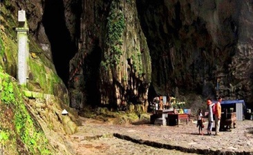 Perfume Pagoda 1 Day Tour